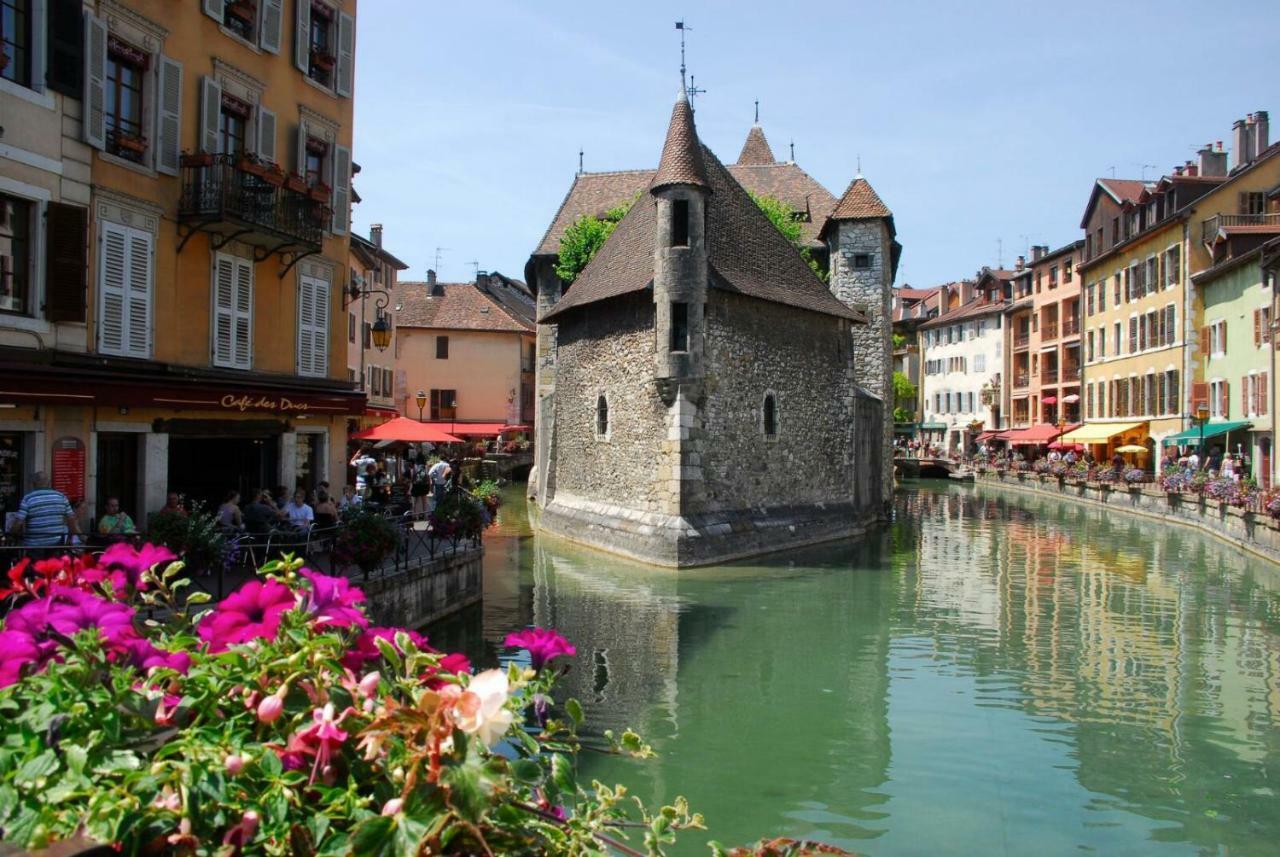 The One Suite Annecy Kültér fotó